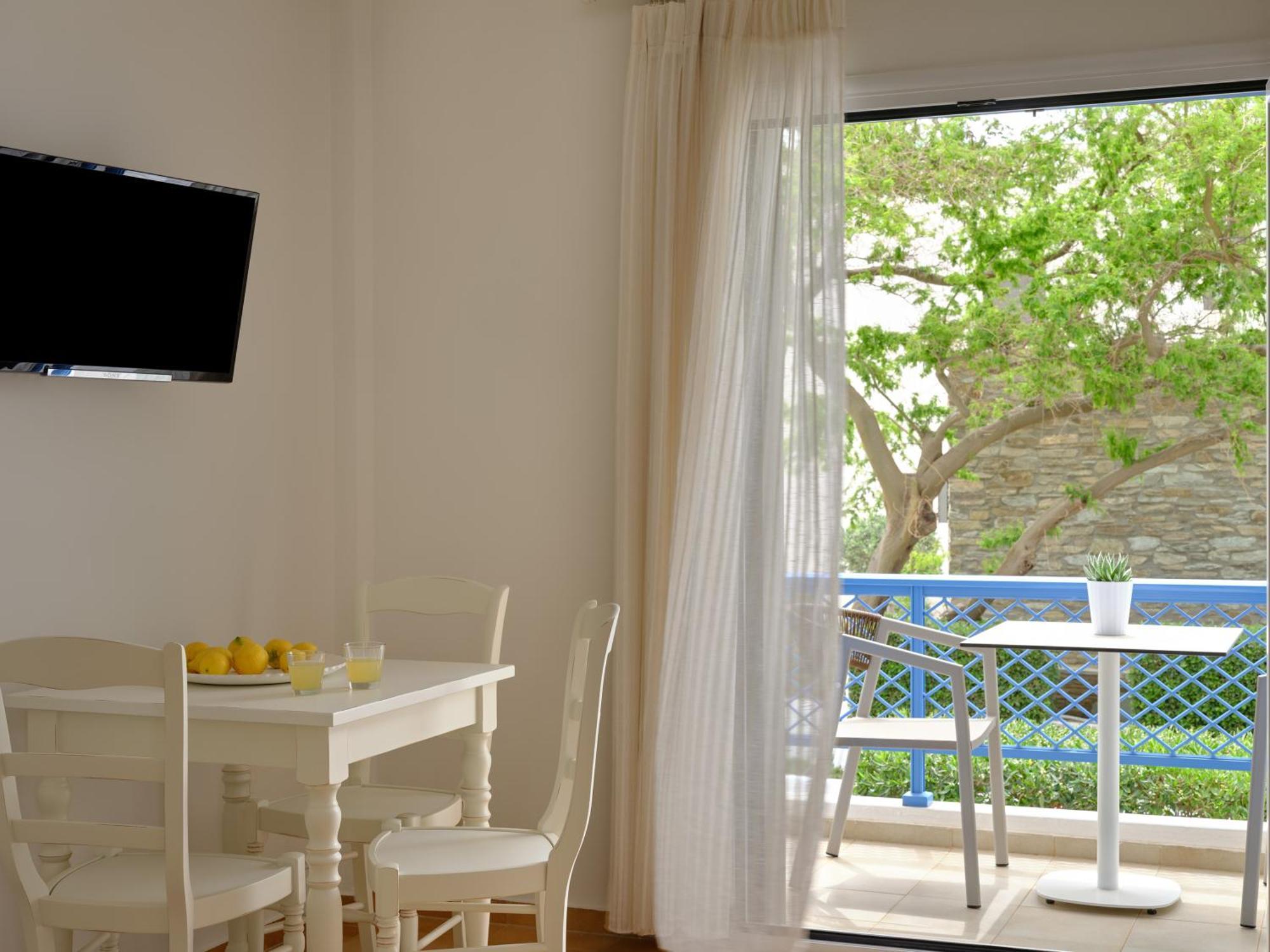Aelia Apartment Áyios Pétros Екстериор снимка