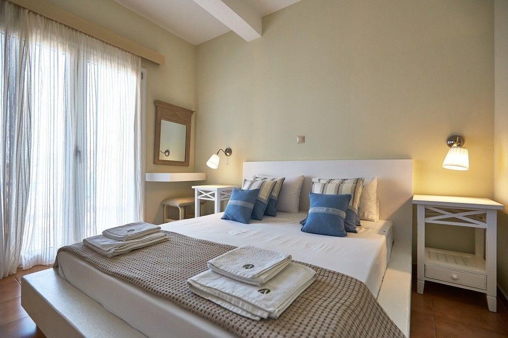Aelia Apartment Áyios Pétros Екстериор снимка