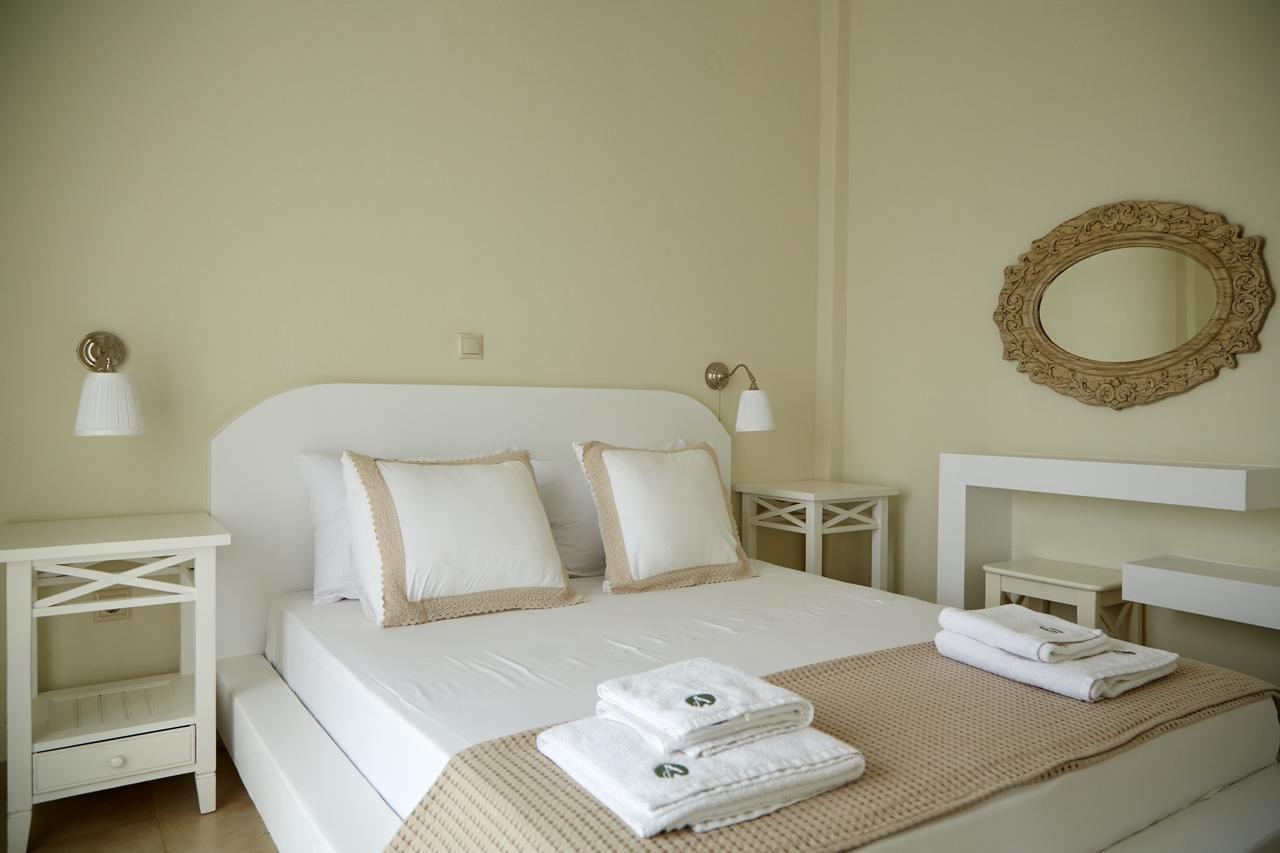 Aelia Apartment Áyios Pétros Екстериор снимка