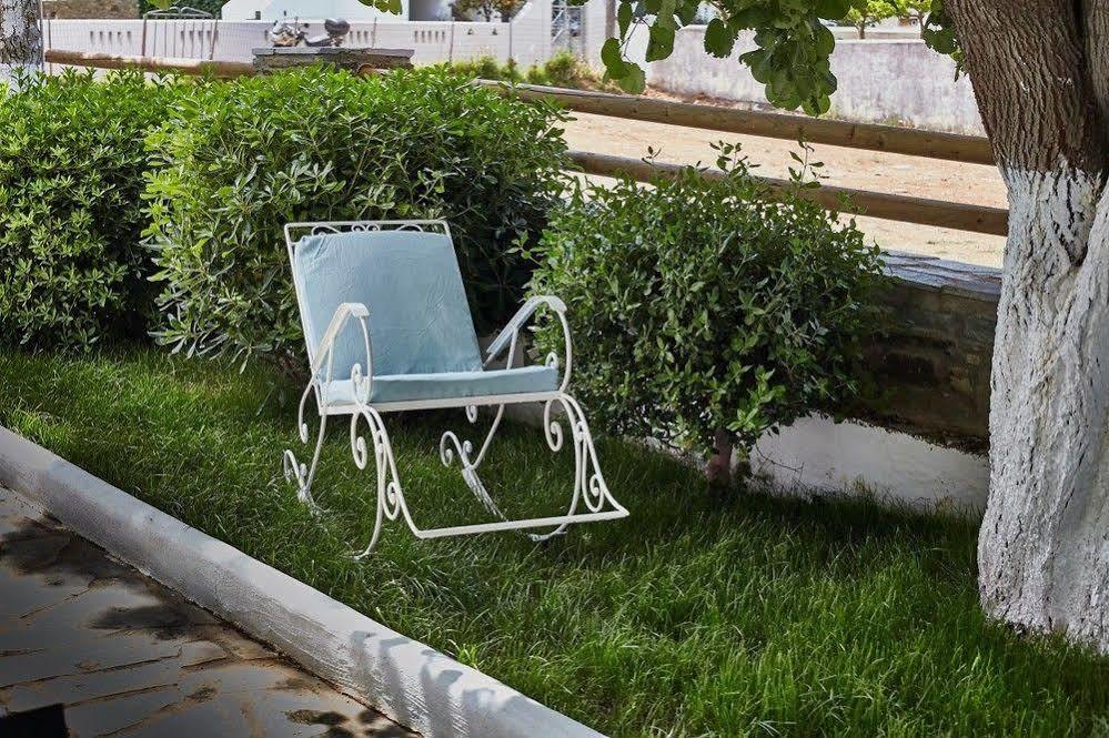 Aelia Apartment Áyios Pétros Екстериор снимка